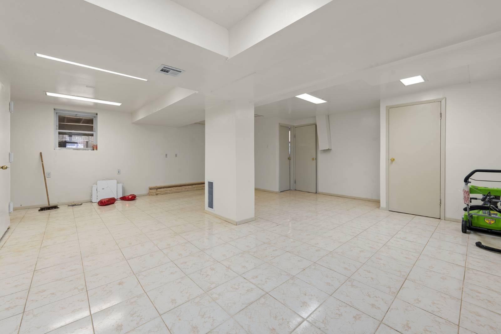 #18 photo, 2452 East 74th Street, Bergen Beach , NY 11234