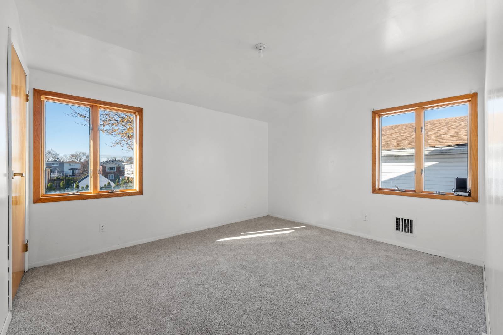 #8 photo, 2452 East 74th Street, Bergen Beach , NY 11234