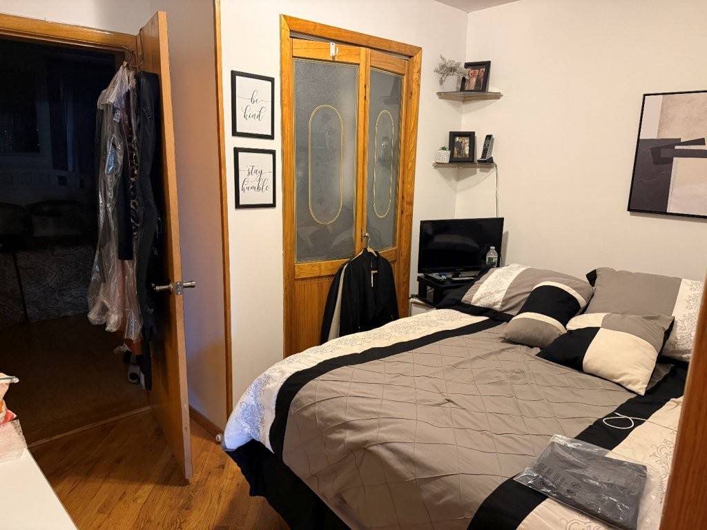 #9 photo, 288 3rd Ave, Brooklyn , NY 11215