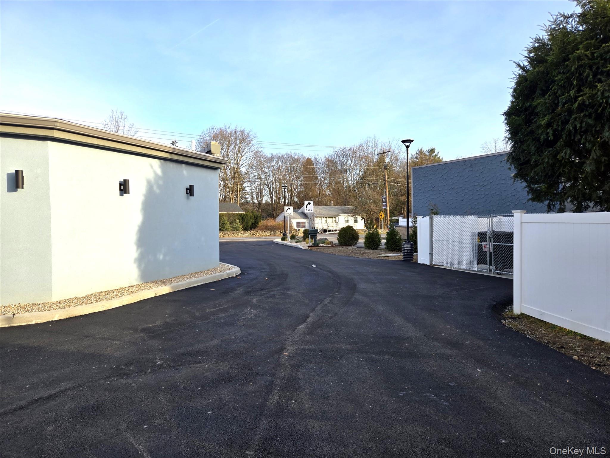 #10 photo, 815 Violet Avenue, Hyde Park , NY 12538