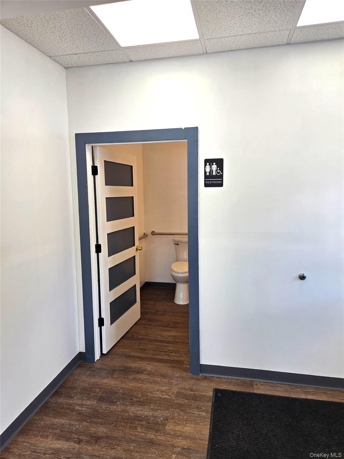 #17 photo, 815 Violet Avenue, Hyde Park , NY 12538