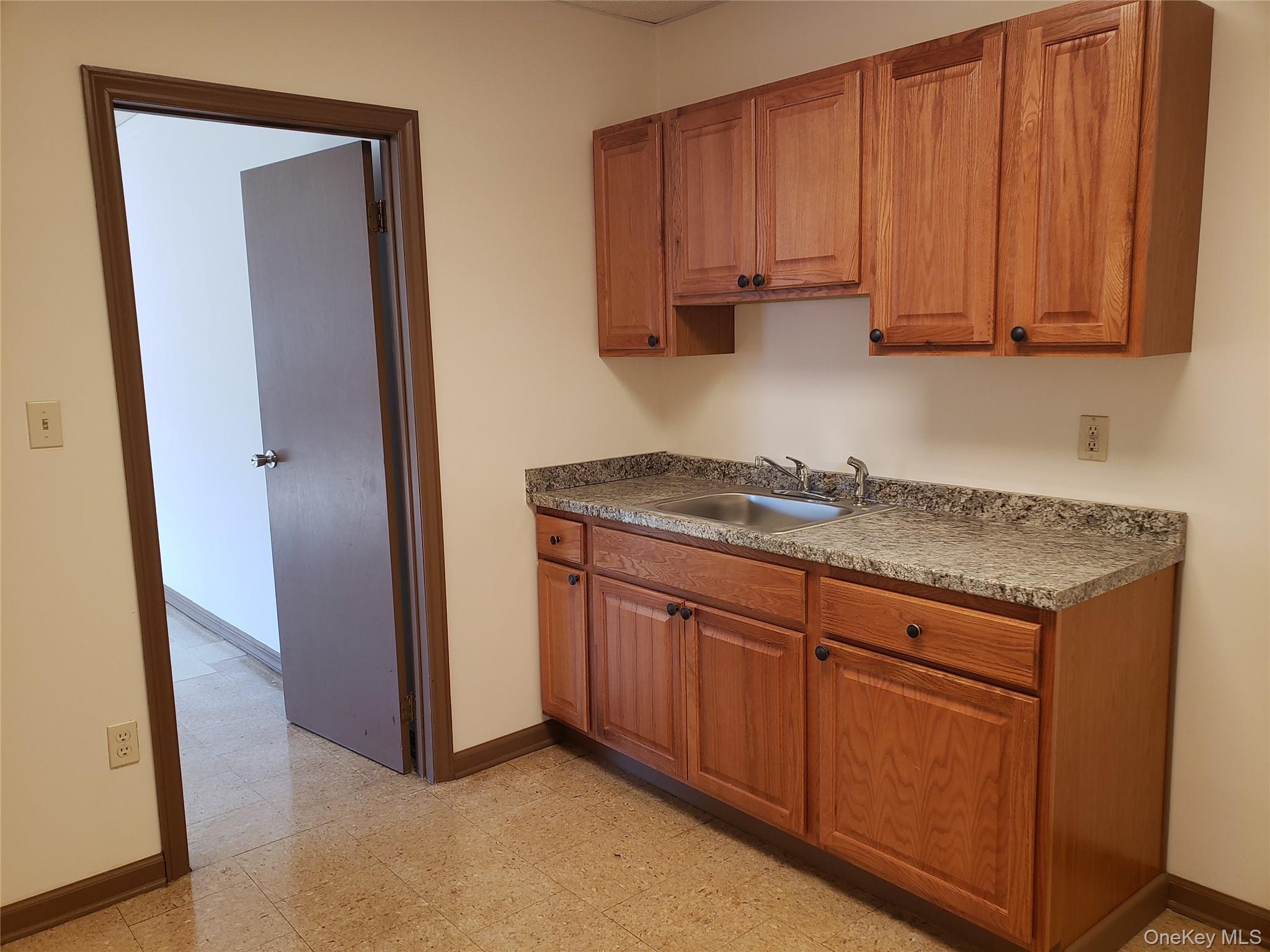 #4 photo, 39 Transport Lane, Pine Island , NY 10969