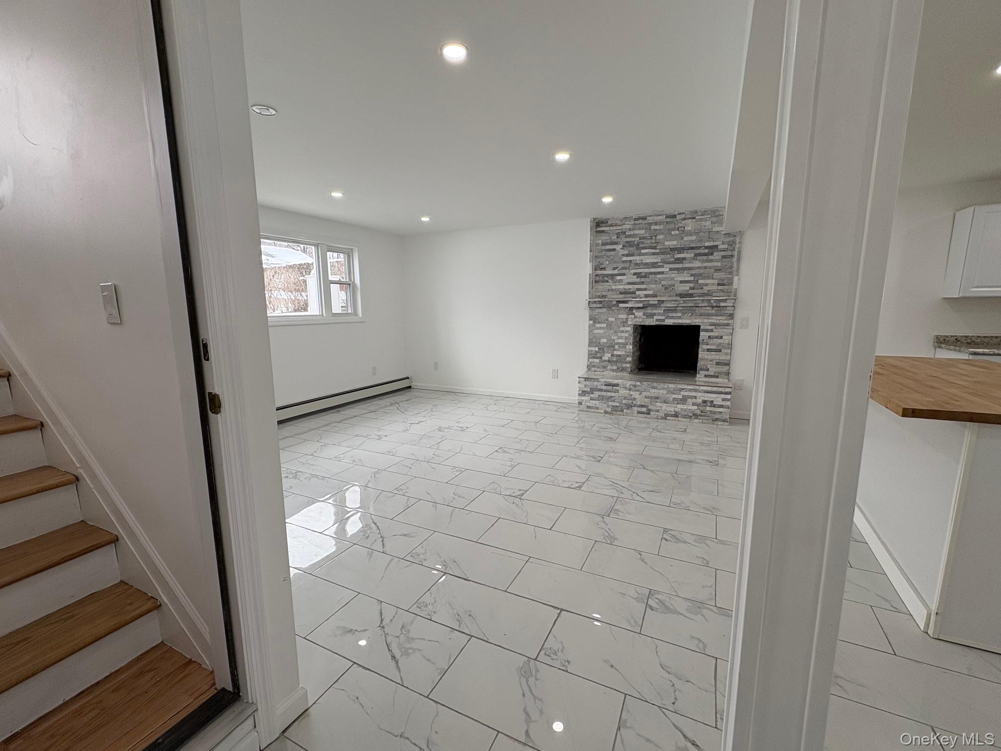 #15 photo, 40 Hillside Avenue, New Windsor , NY 12553