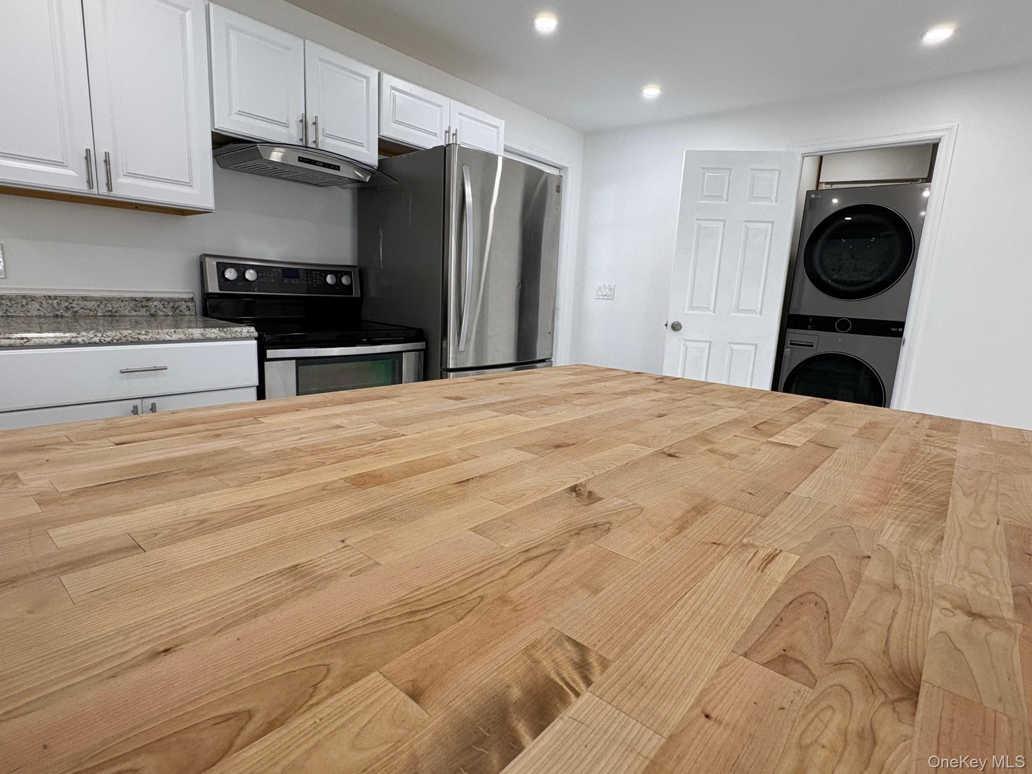 #5 photo, 40 Hillside Avenue, New Windsor , NY 12553