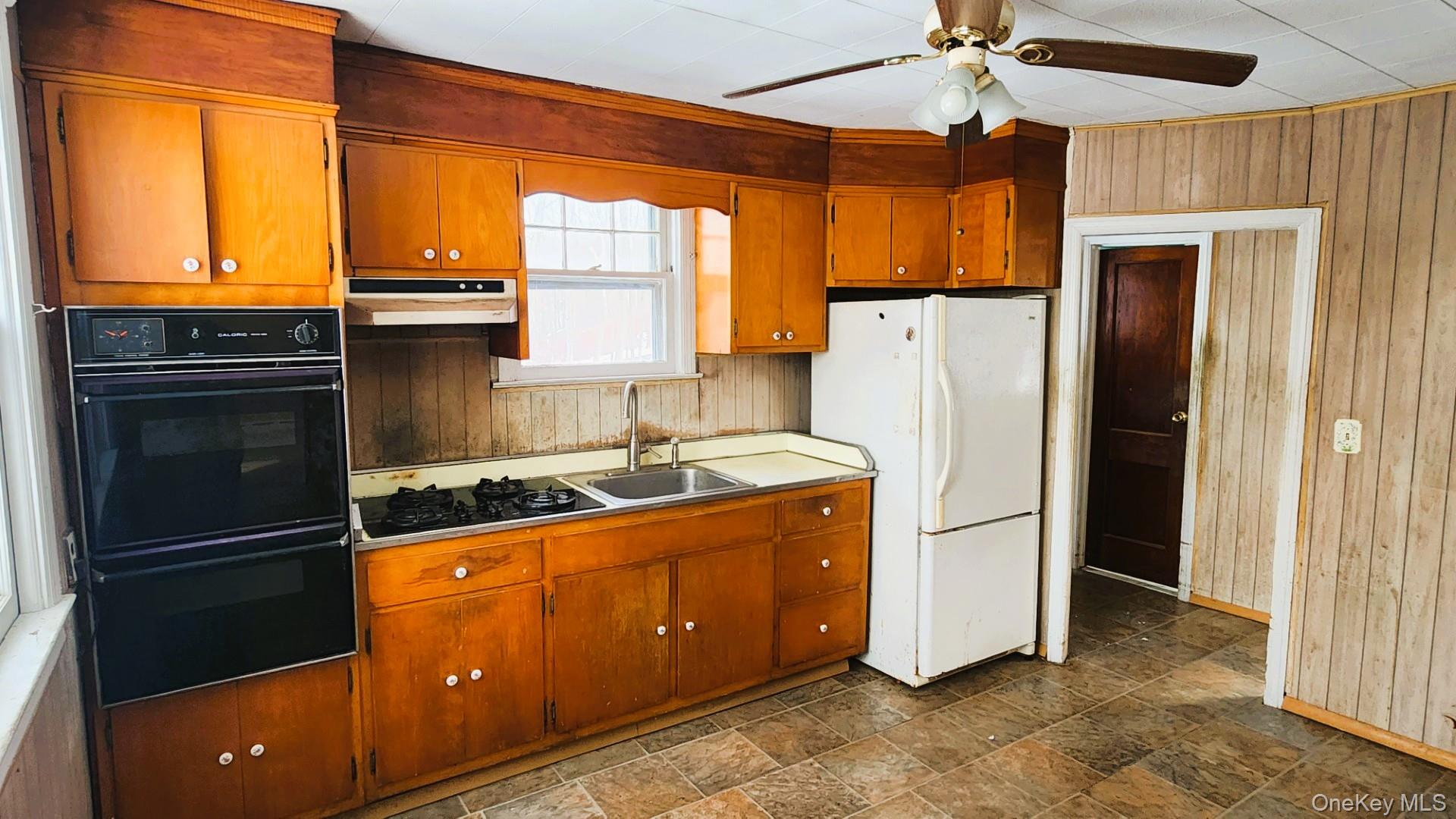 #12 photo, 19 Whittier Hills Road, North Salem , NY 10560