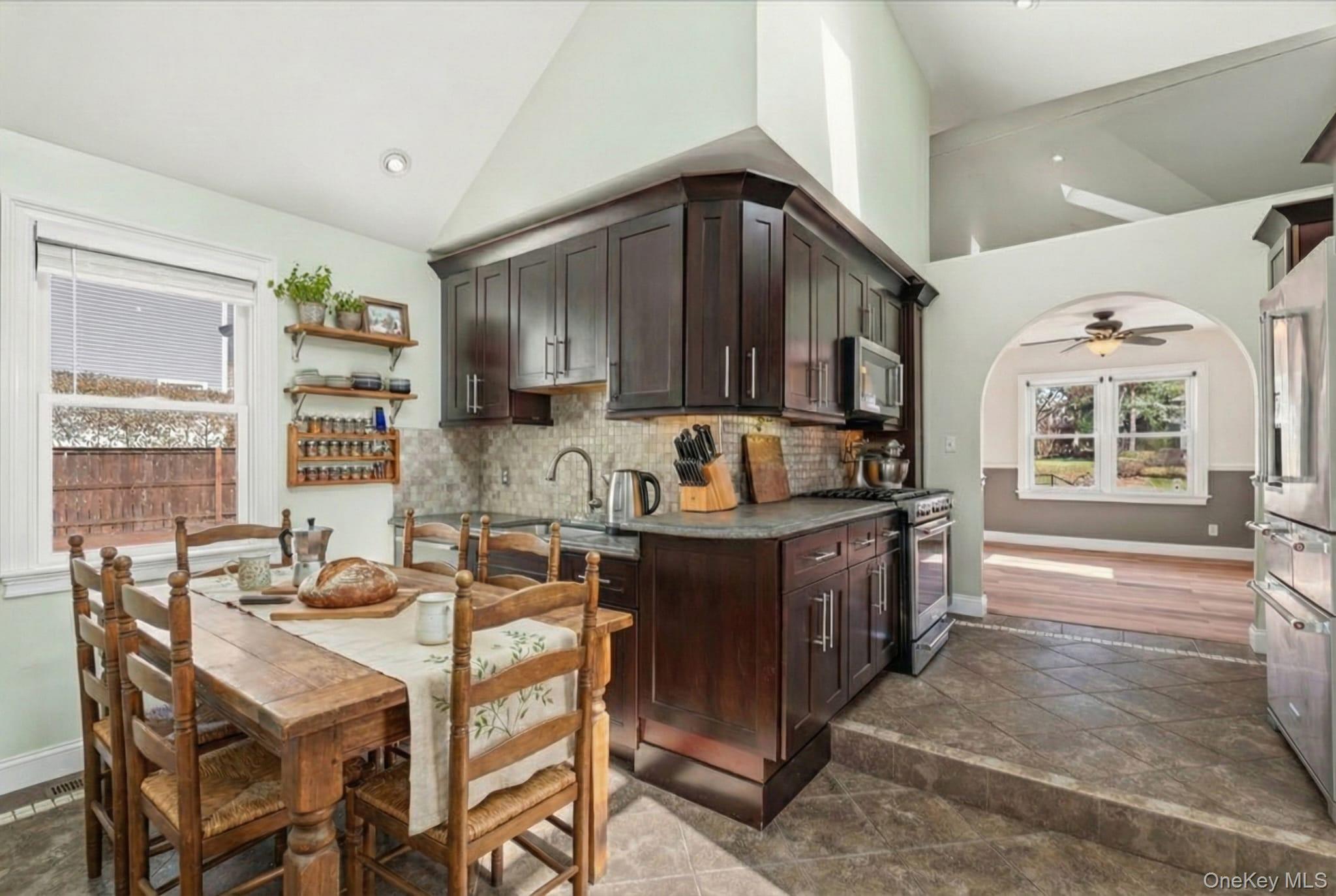 #7 photo, 31 Cardoza Avenue, Mohegan Lake , NY 10547