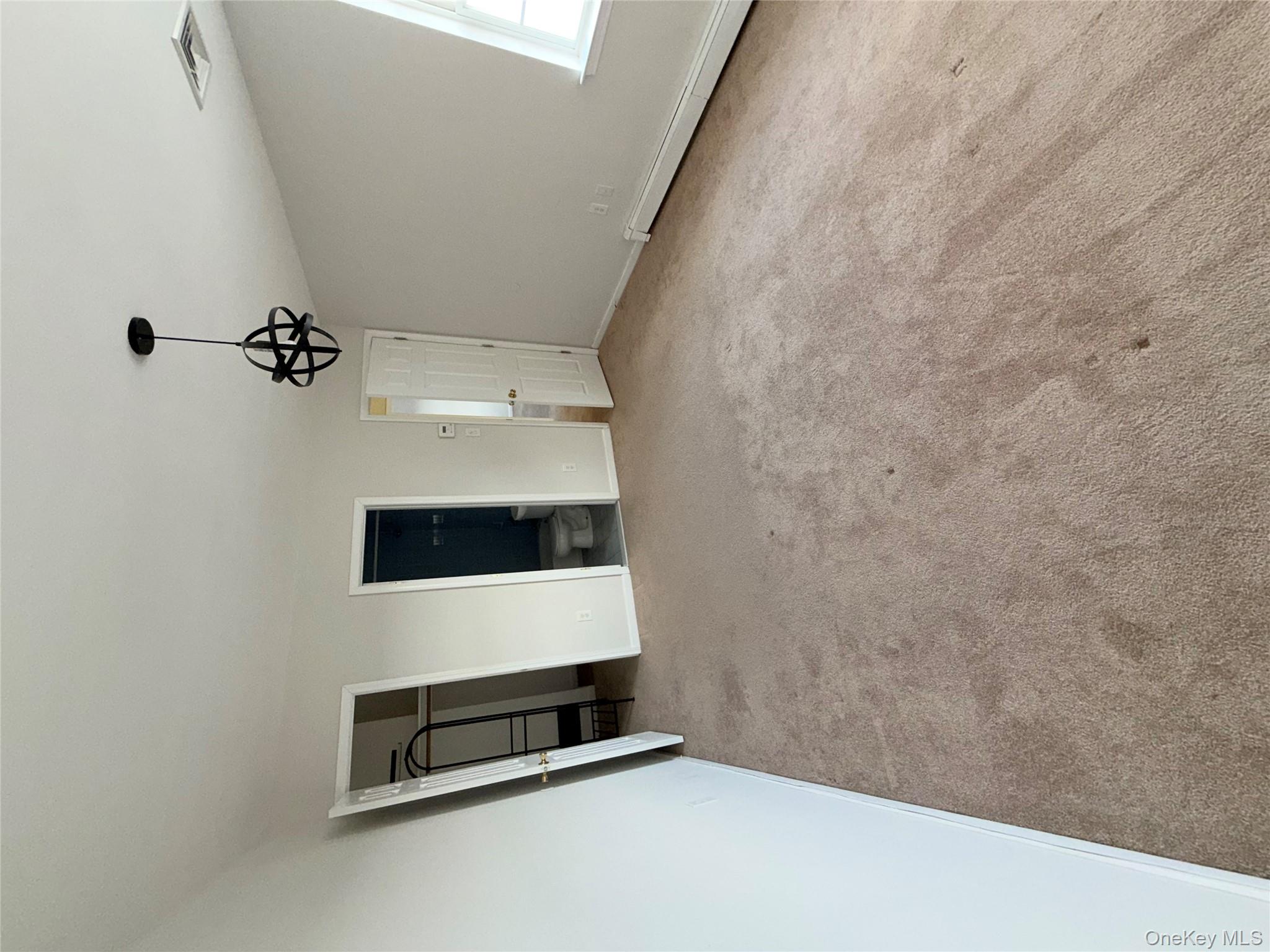 #12 photo, 219 Marylou Avenue, 뉴욕주 Yonkers , NY 10703