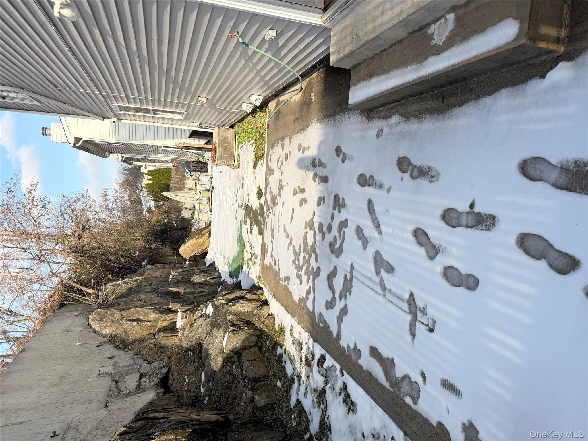 #3 photo, 219 Marylou Avenue, 뉴욕주 Yonkers , NY 10703