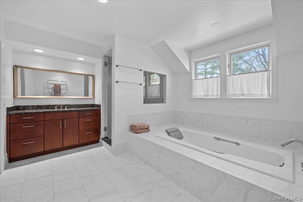 #17 photo, 10 Old Jackson Avenue, Hastings-on-Hudson , NY 10706