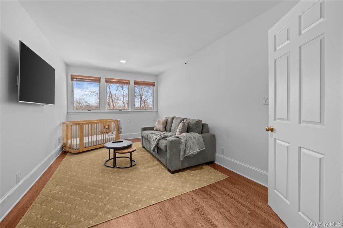 #19 photo, 10 Old Jackson Avenue, Hastings-on-Hudson , NY 10706