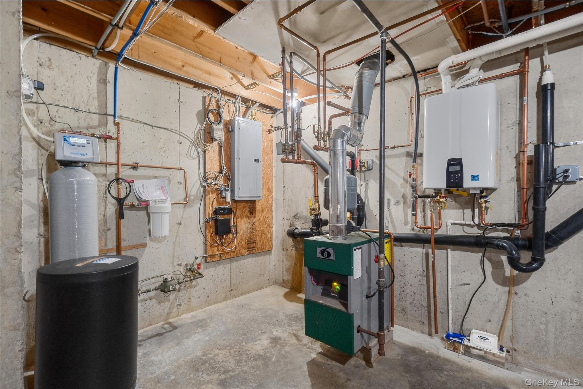 #19 photo, 246 Robinson Avenue, Newburgh , NY 12550