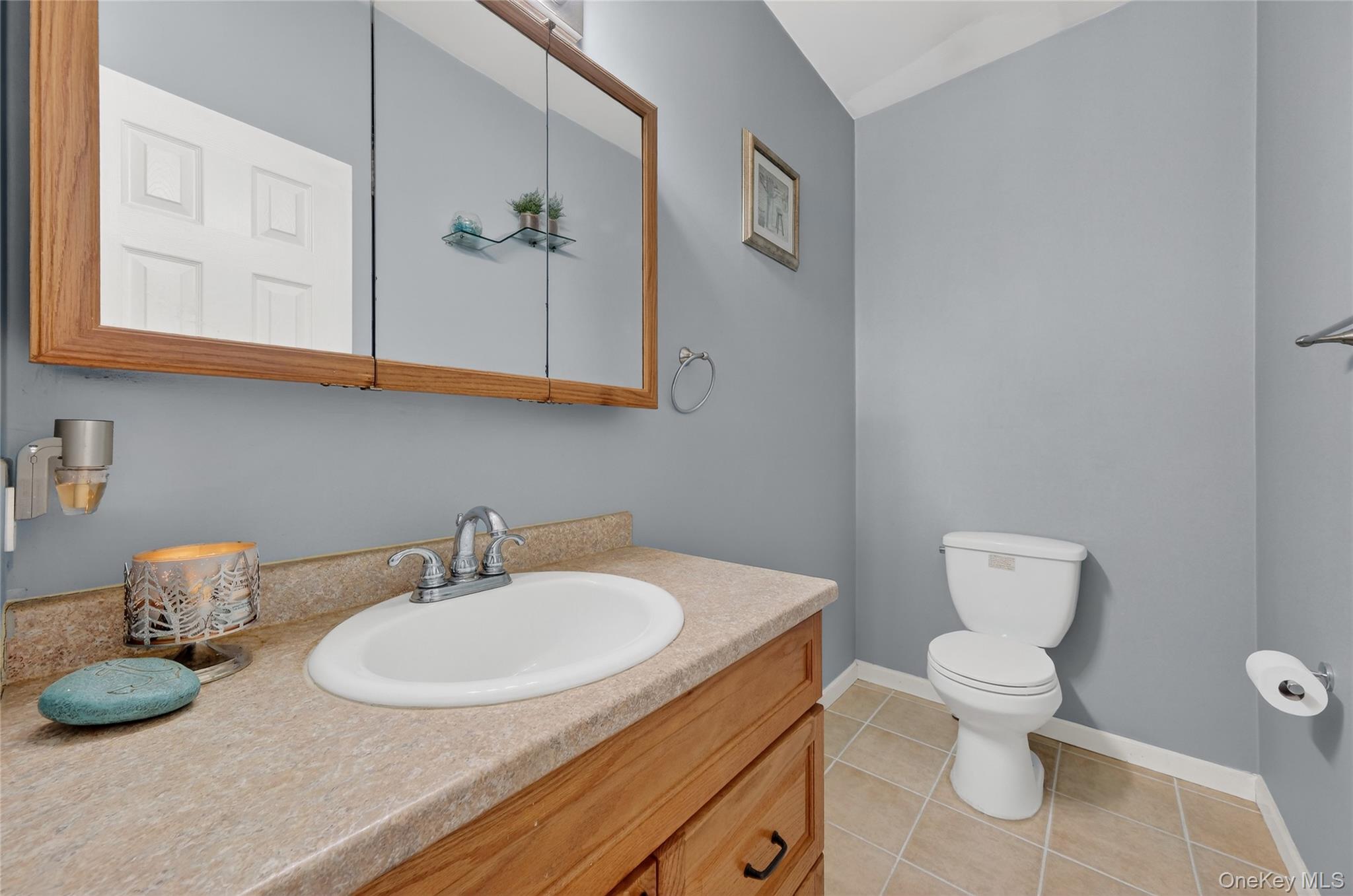 #4 photo, 246 Robinson Avenue, Newburgh , NY 12550