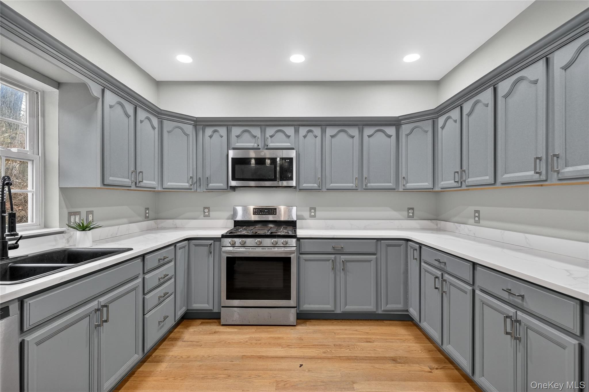 #9 photo, 246 Robinson Avenue, Newburgh , NY 12550