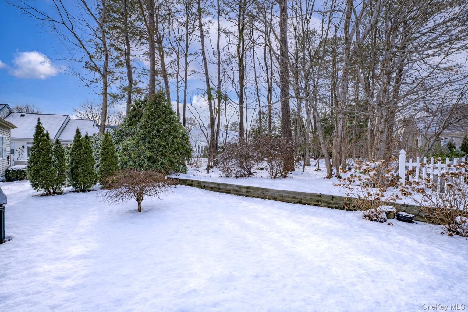 #16 photo, 408 Leisure Drive, Ridge , NY 11961