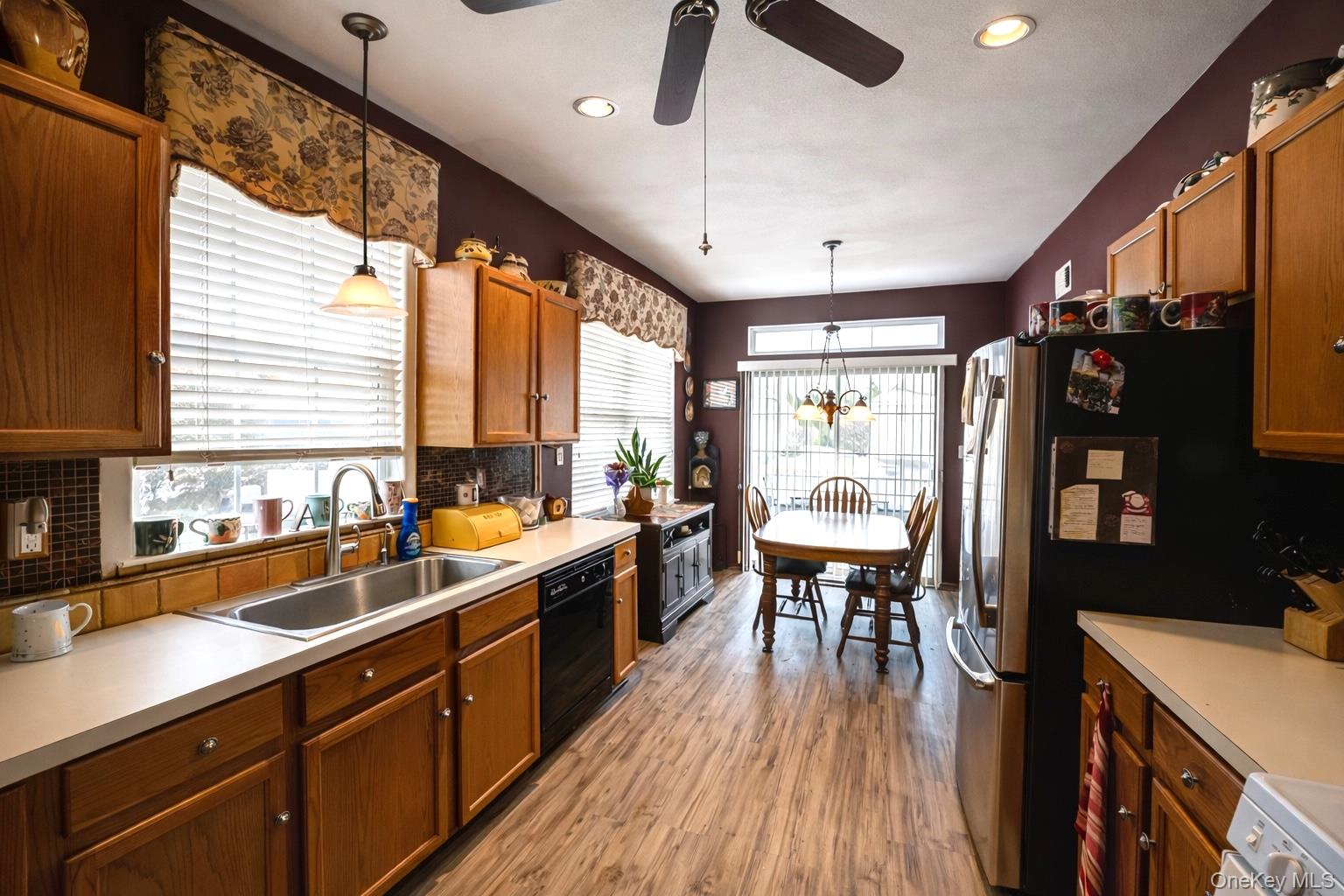 #7 photo, 408 Leisure Drive, Ridge , NY 11961