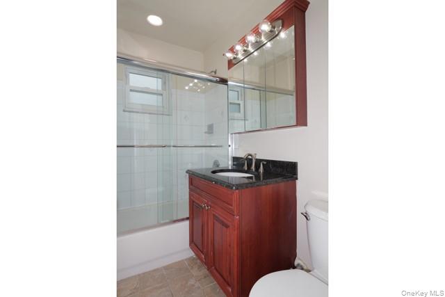 #10 photo, 656 Veterans Highway, Hauppauge , NY 11788