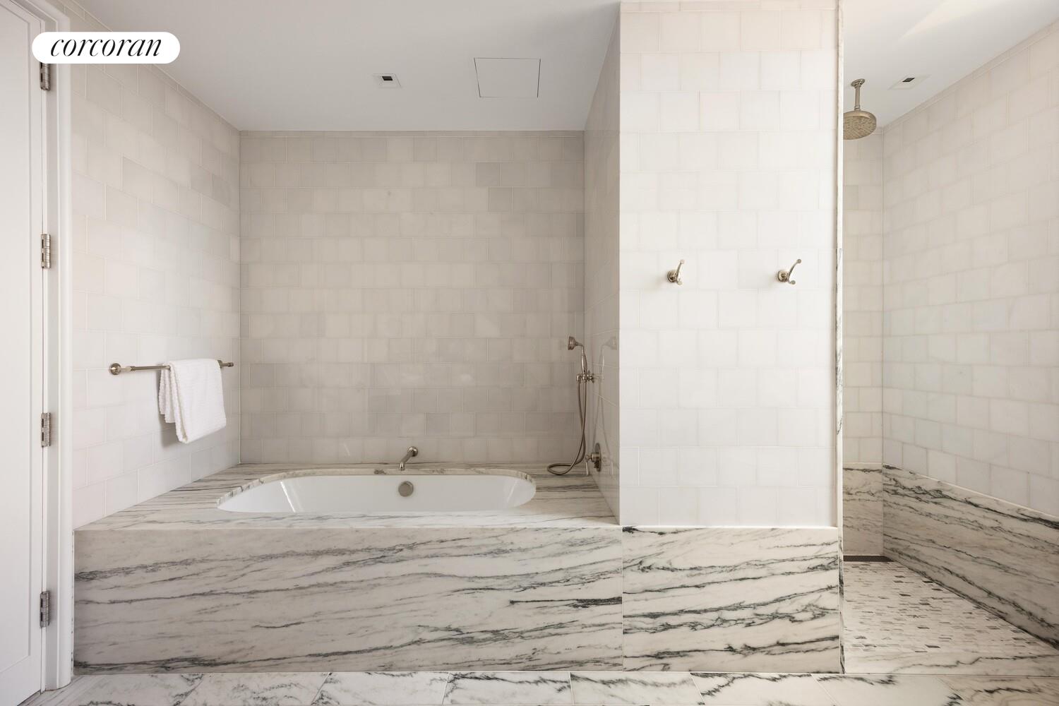 #13 photo, New York City, Flatiron , NY 10010