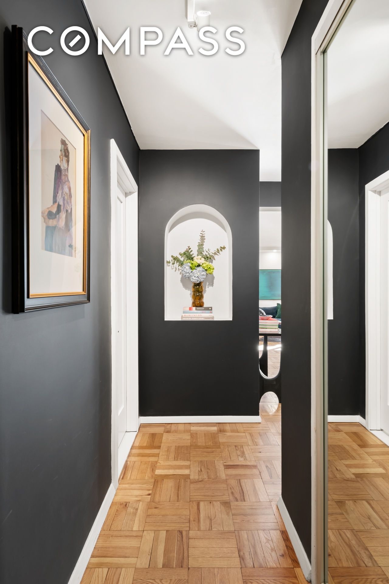 #4 photo, 20 E 9th Street, ম্যানহাটন Greenwich Village , NY 10003