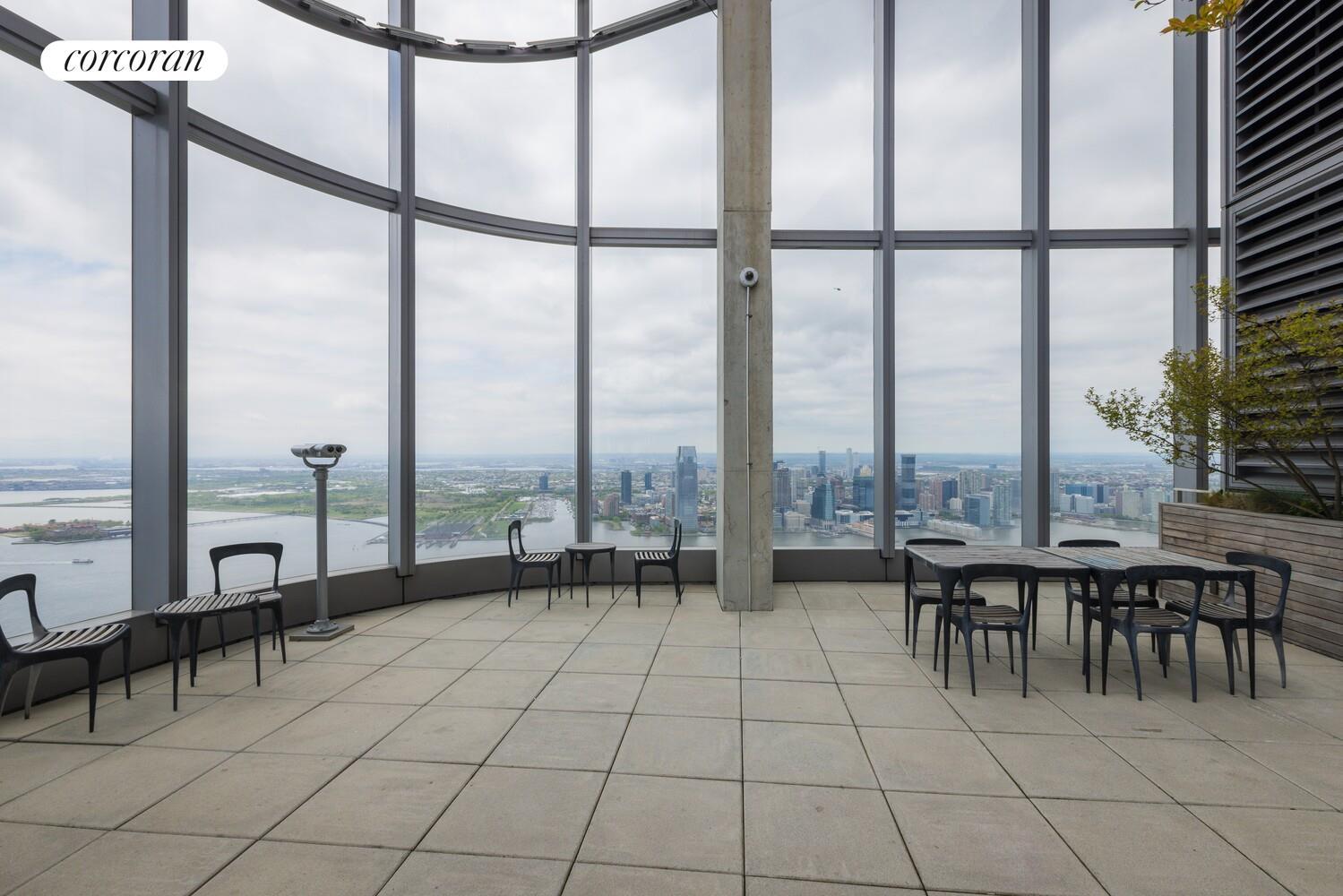 #15 photo, 50 WEST Street, 맨해튼 Financial District , NY 10006