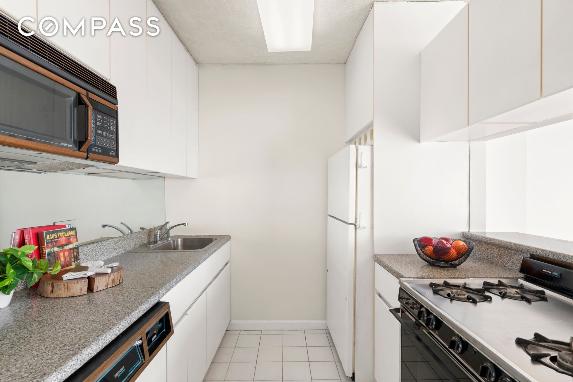 #10 photo, 22 W 15th Street, מנהטן Flatiron , NY 10011