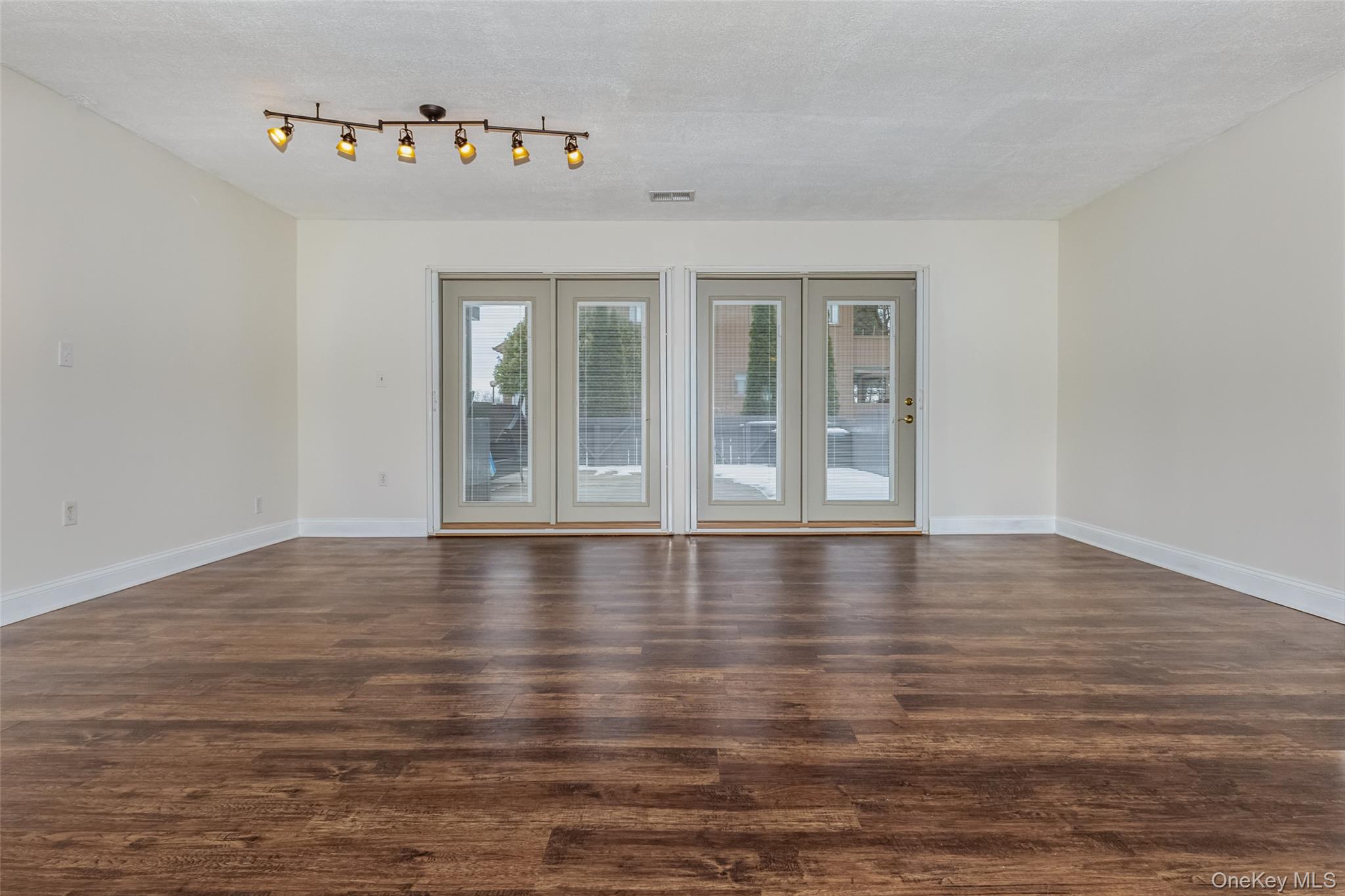 #11 photo, 1907 Magnolia Walk, 뉴욕주 Poughkeepsie , NY 12603