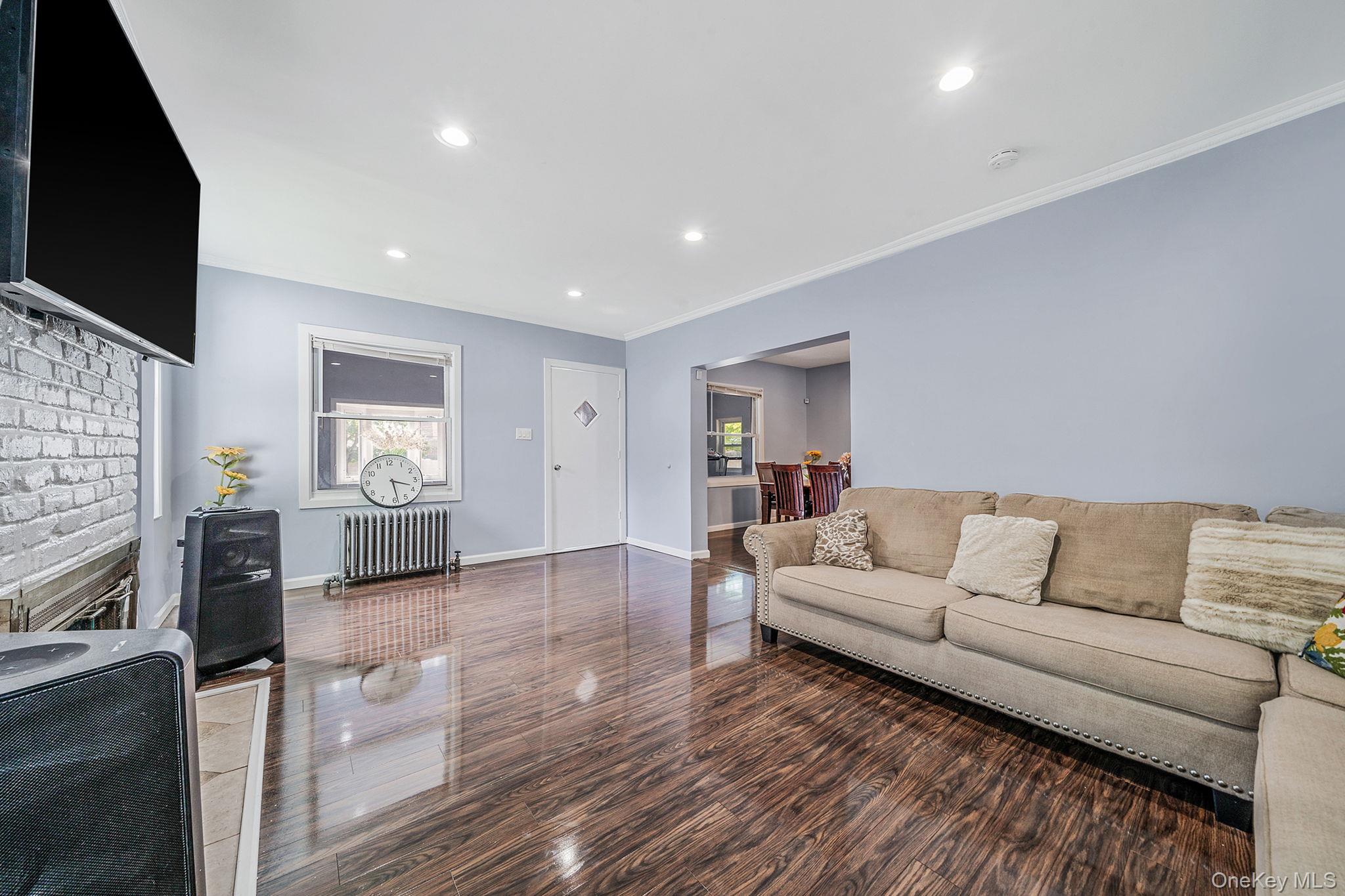 #4 photo, 26 Rosedale Avenue, Нассау ‖ Freeport , NY 11520