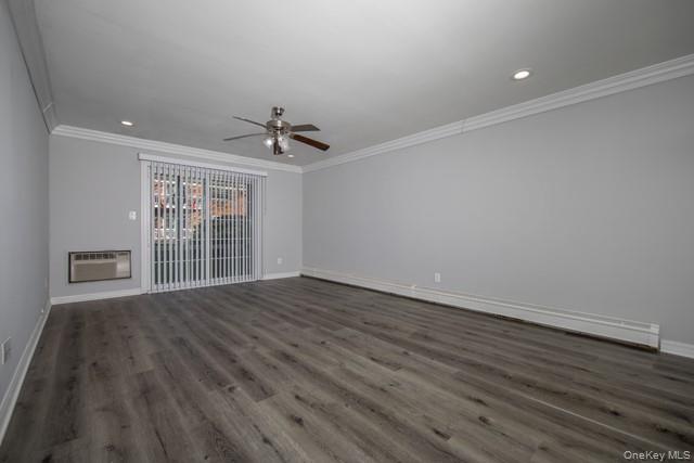 #4 photo, 60 Chelsea Court, سوفولك Bohemia , NY 11716