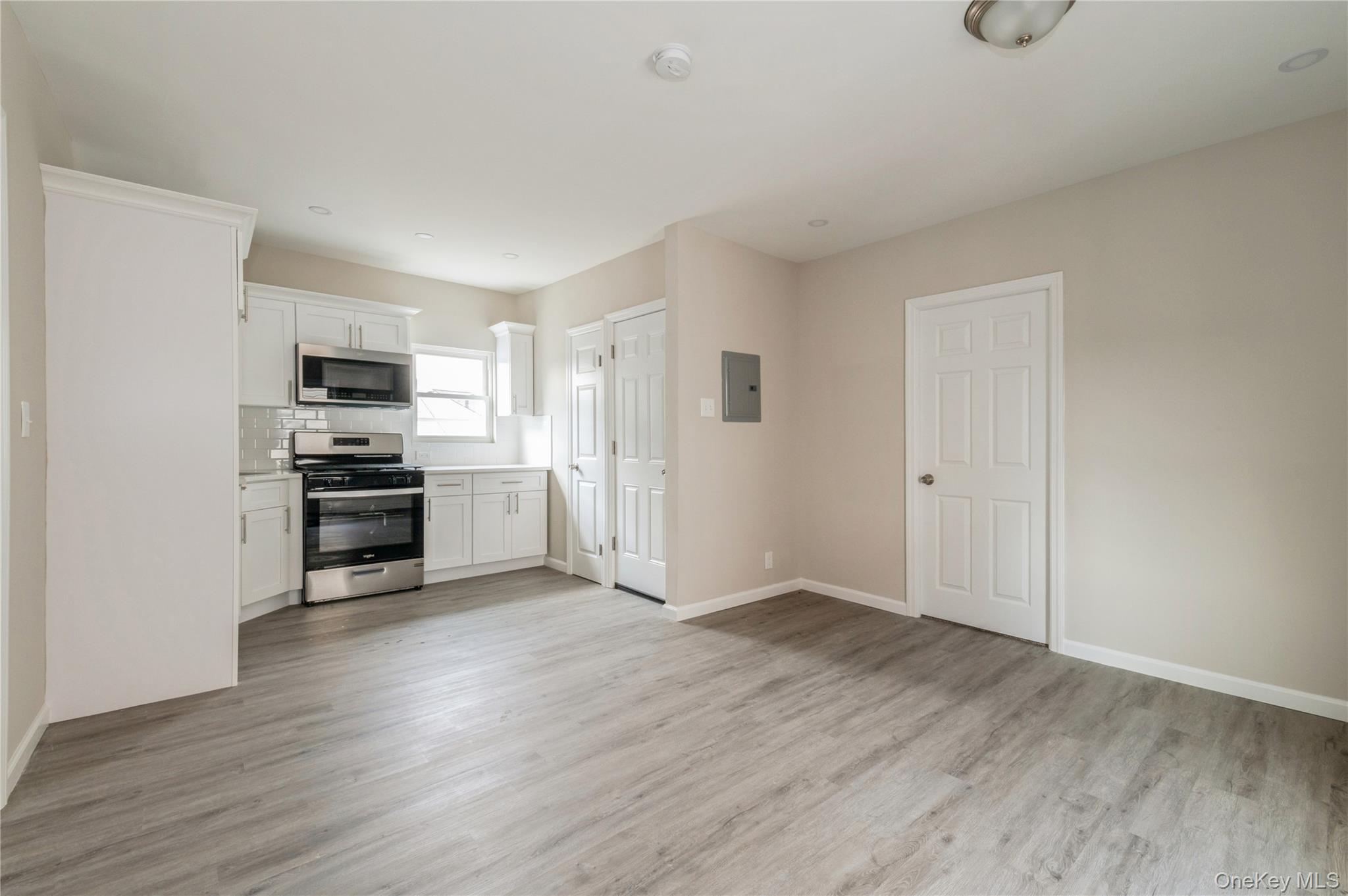 #16 photo, 216-23 136th Road, Куинс ‖ Laurelton , NY 11413