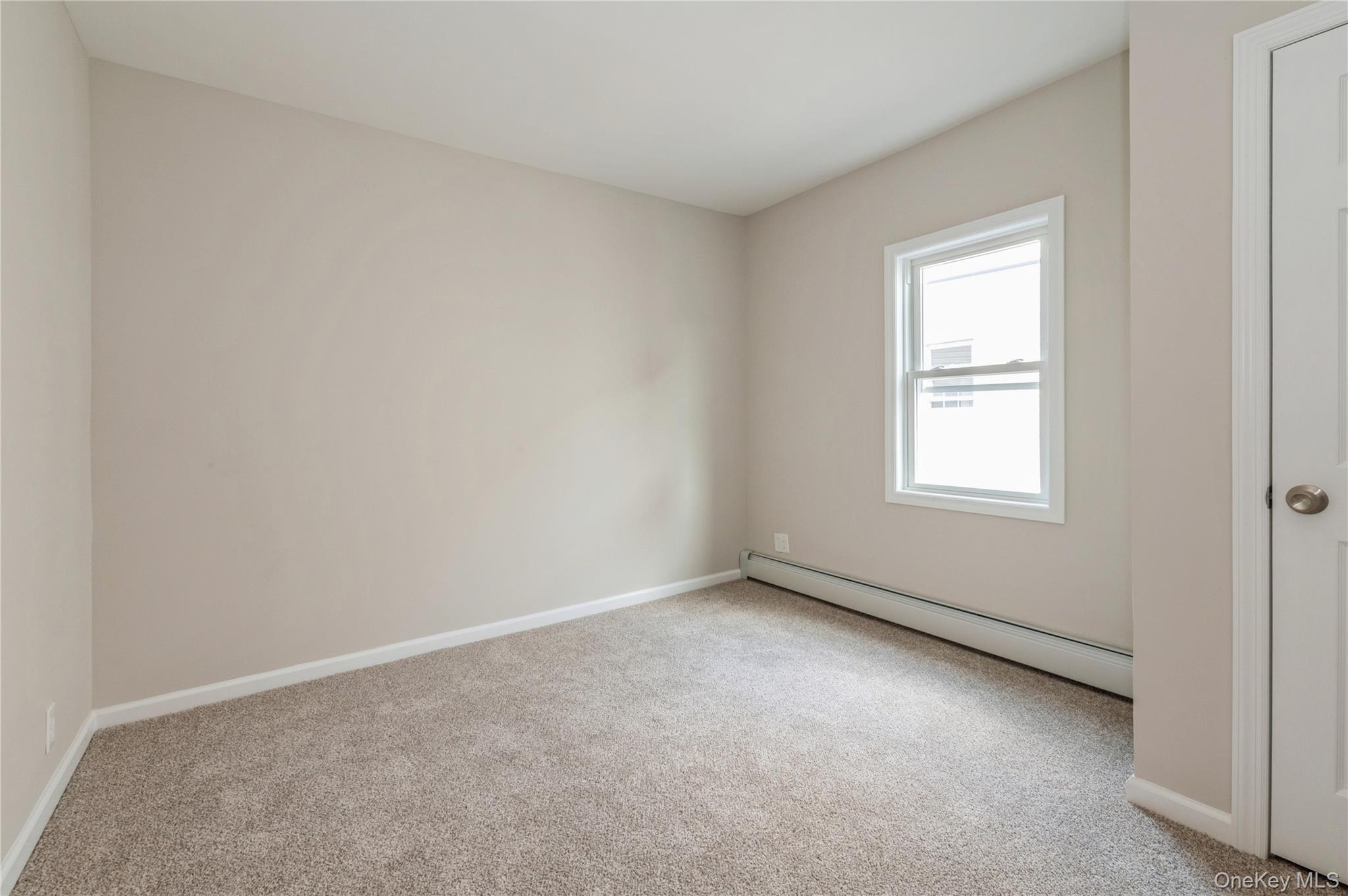 #18 photo, 216-23 136th Road, Куинс ‖ Laurelton , NY 11413