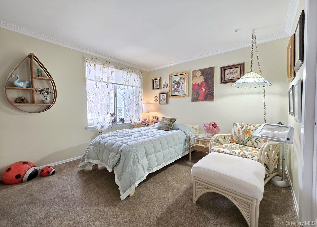 #10 photo, 331 Clubhouse Court, Coram , NY 11727