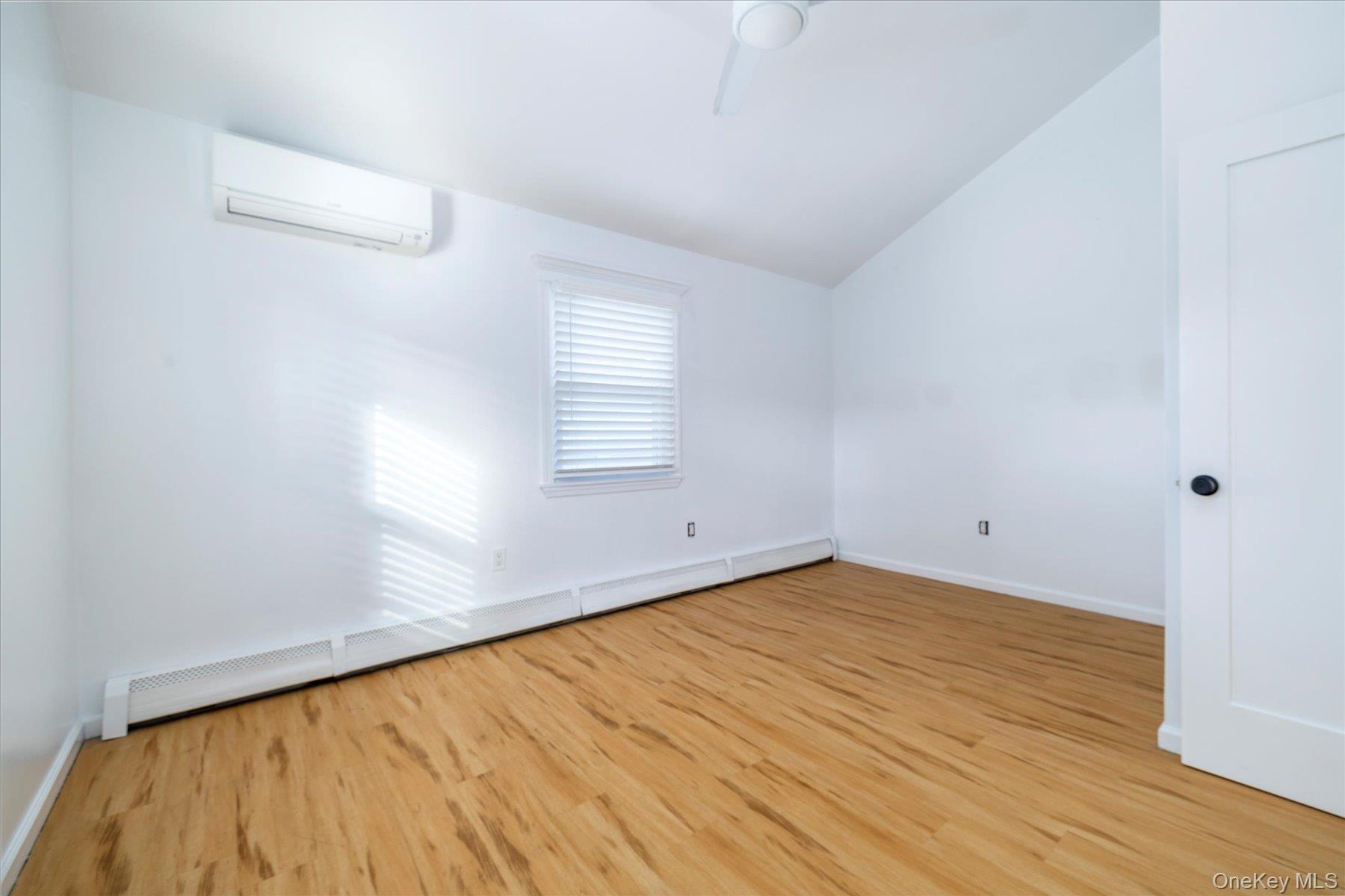 #10 photo, 2280 Brookside Avenue, Wantagh , NY 11793