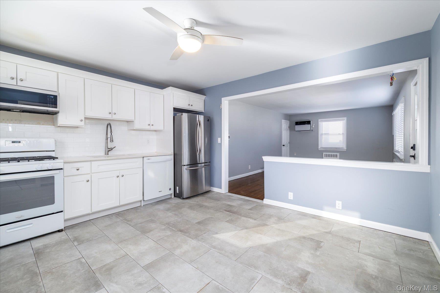 #13 photo, 2280 Brookside Avenue, Wantagh , NY 11793