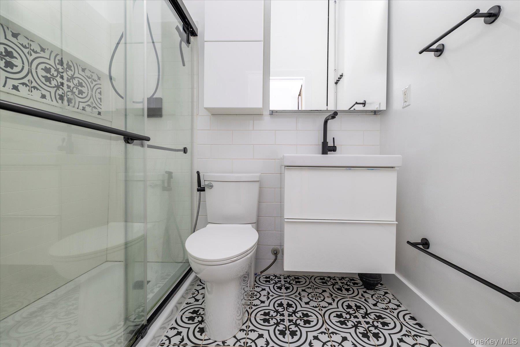 #20 photo, 2280 Brookside Avenue, Wantagh , NY 11793