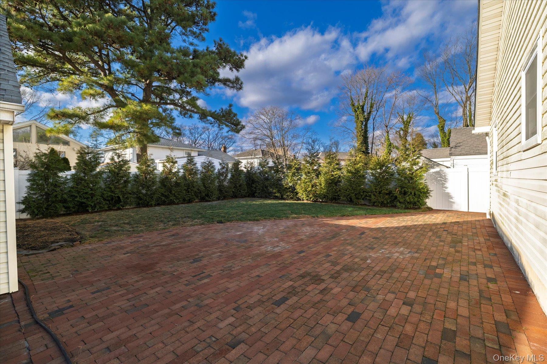 #6 photo, 2280 Brookside Avenue, Wantagh , NY 11793