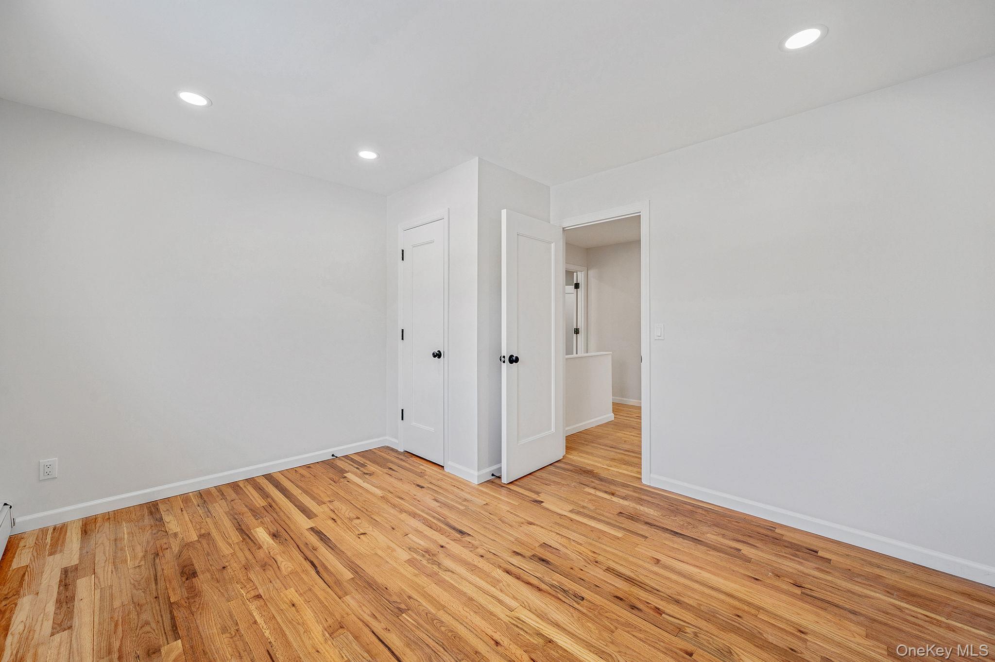 #15 photo, 15 Terry Court, North Babylon , NY 11703