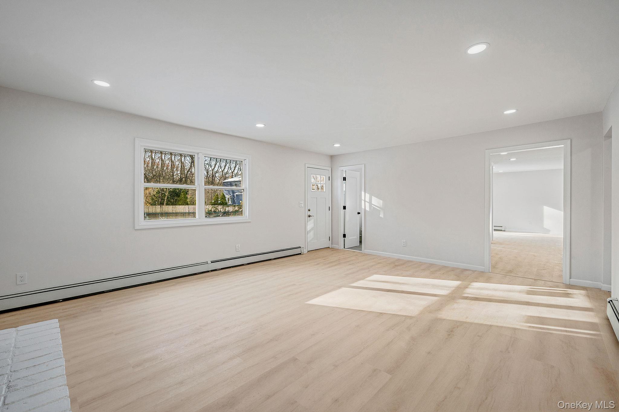 #6 photo, 15 Terry Court, North Babylon , NY 11703