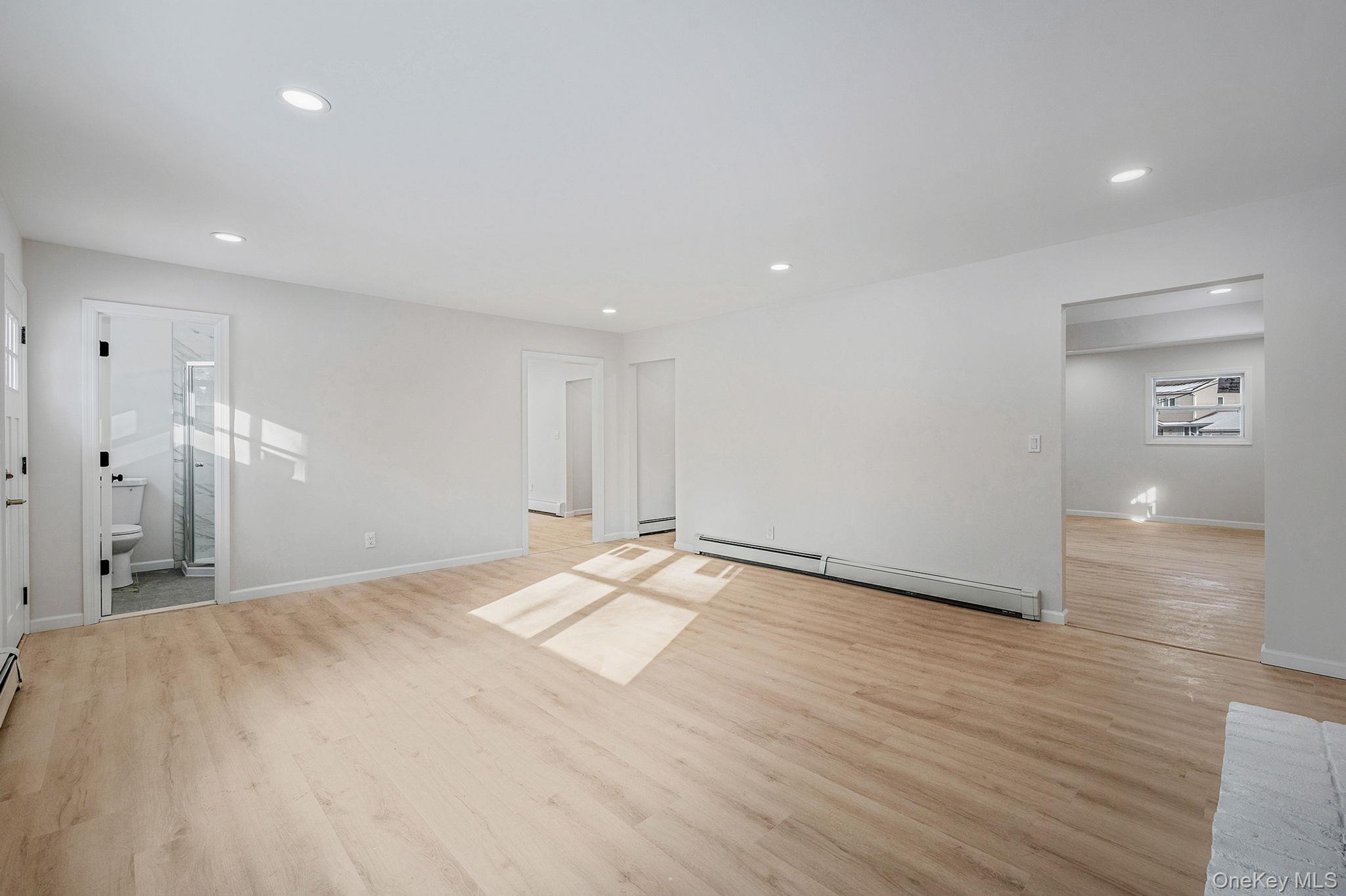 #7 photo, 15 Terry Court, North Babylon , NY 11703