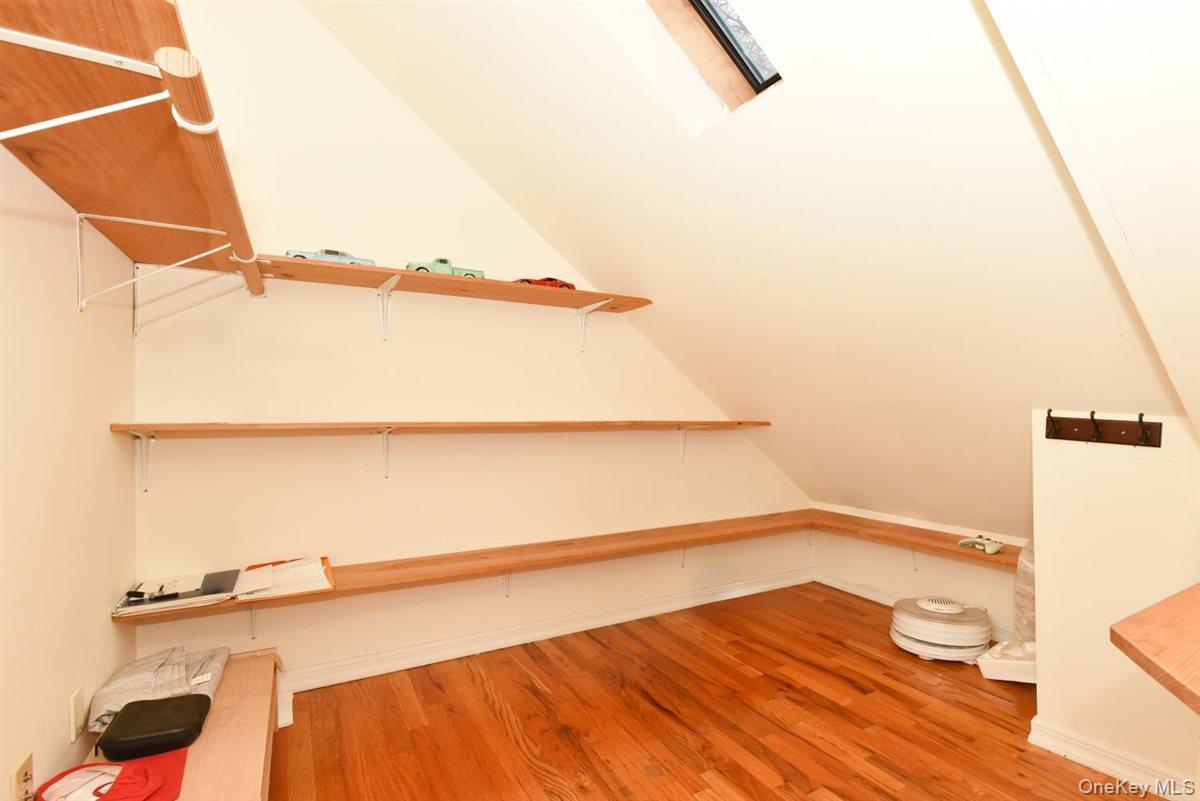 #18 photo, 300 Pennsylvania Avenue, 롱 아일랜드 Mineola , NY 11501