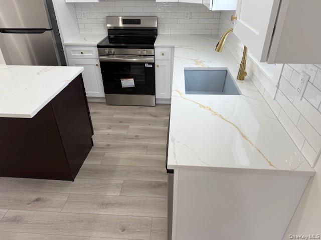 #7 photo, 1052 Bay Shore Avenue, Bay Shore , NY 11706