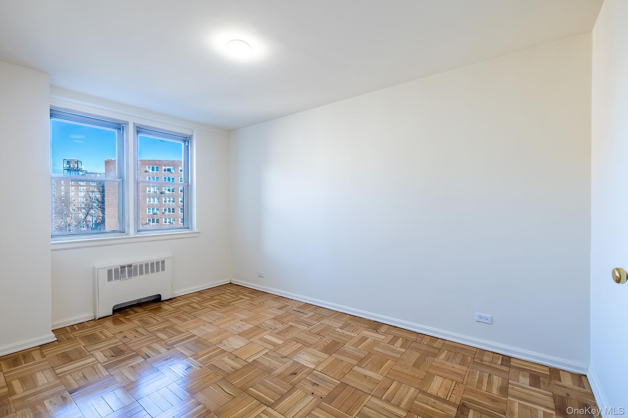 #11 photo, 25 Knolls Crescent, Бронкс ‖ Bronx , NY 10463