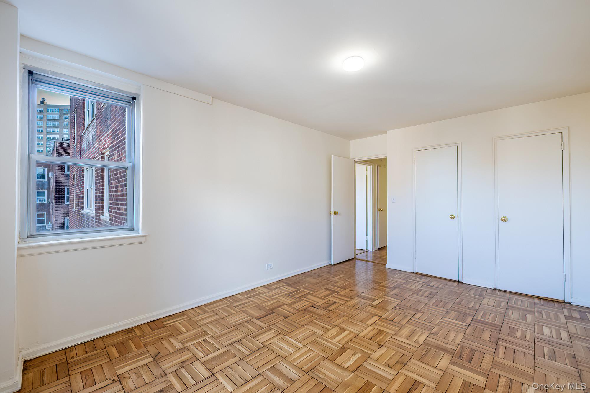 #14 photo, 25 Knolls Crescent, Бронкс ‖ Bronx , NY 10463