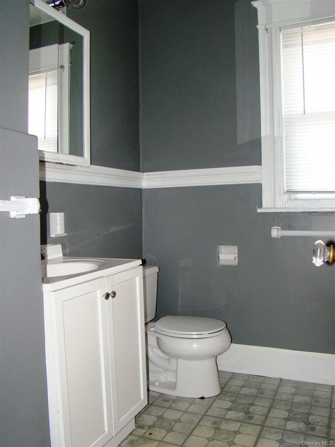 #10 photo, 2 Worrall Avenue, Poughkeepsie , NY 12603