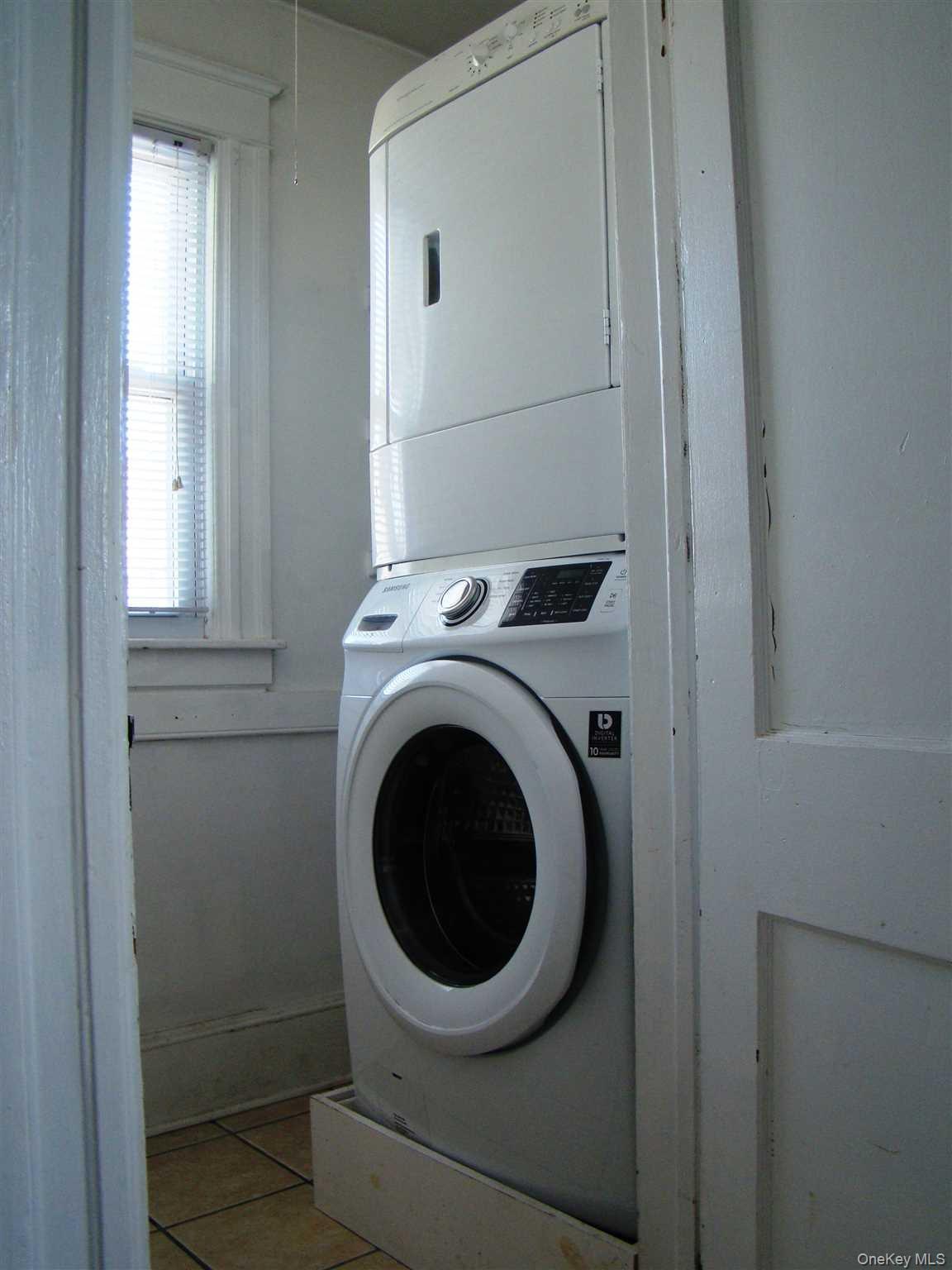 #11 photo, 2 Worrall Avenue, Poughkeepsie , NY 12603