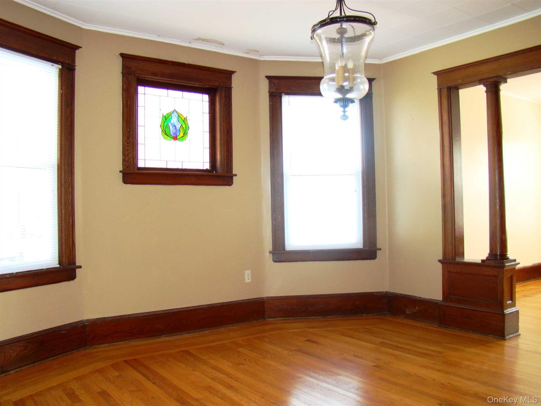 #4 photo, 2 Worrall Avenue, Poughkeepsie , NY 12603