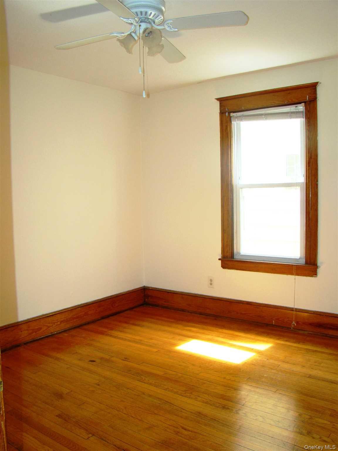 #7 photo, 2 Worrall Avenue, Poughkeepsie , NY 12603