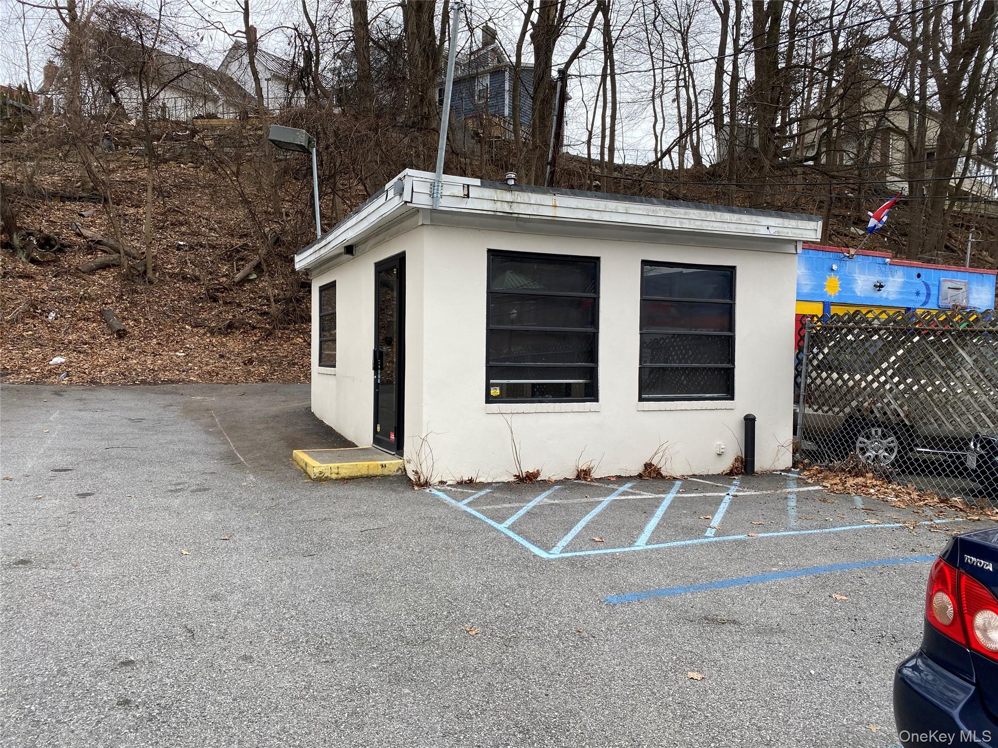 #4 photo, 347 N Broadway, Sleepy Hollow , NY 10591