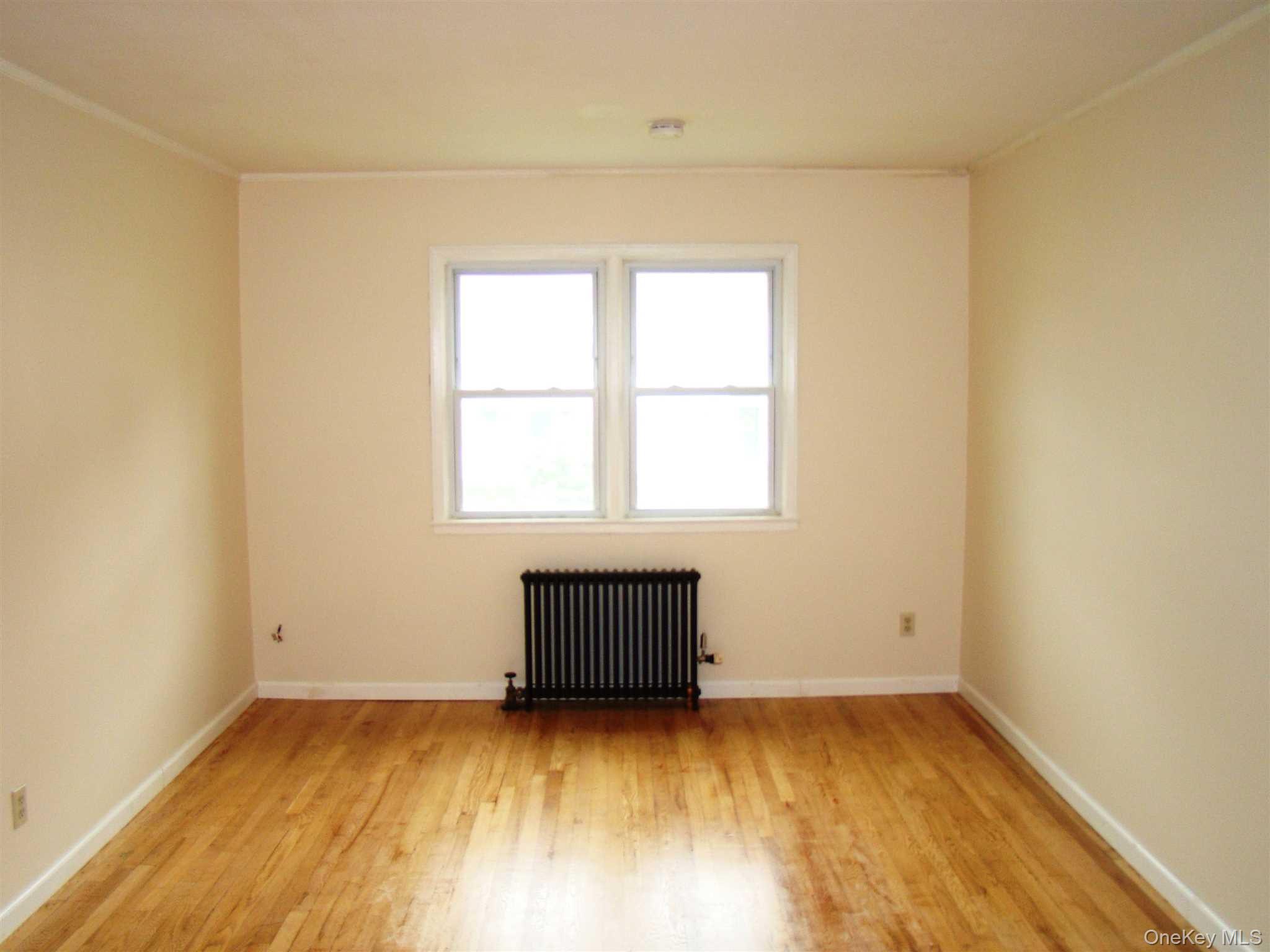 #3 photo, 28 Vernon Terrace, Poughkeepsie , NY 12601