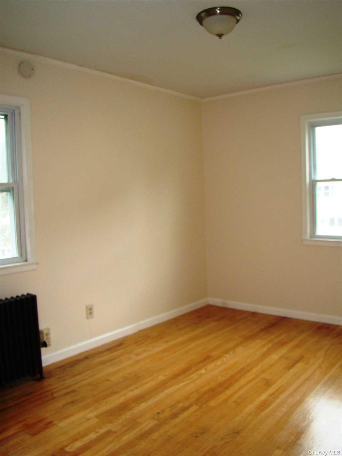 #5 photo, 28 Vernon Terrace, Poughkeepsie , NY 12601