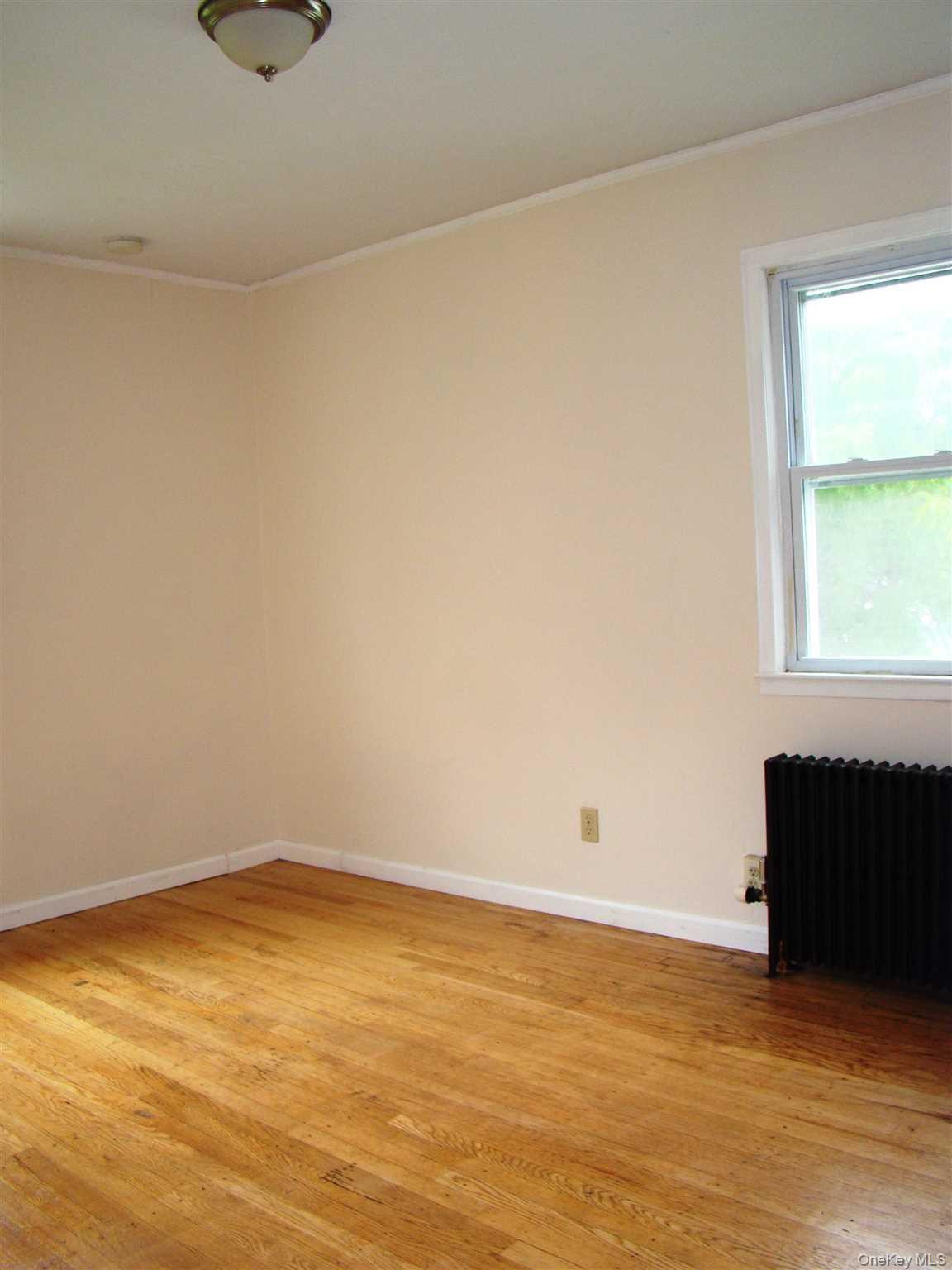 #6 photo, 28 Vernon Terrace, Poughkeepsie , NY 12601