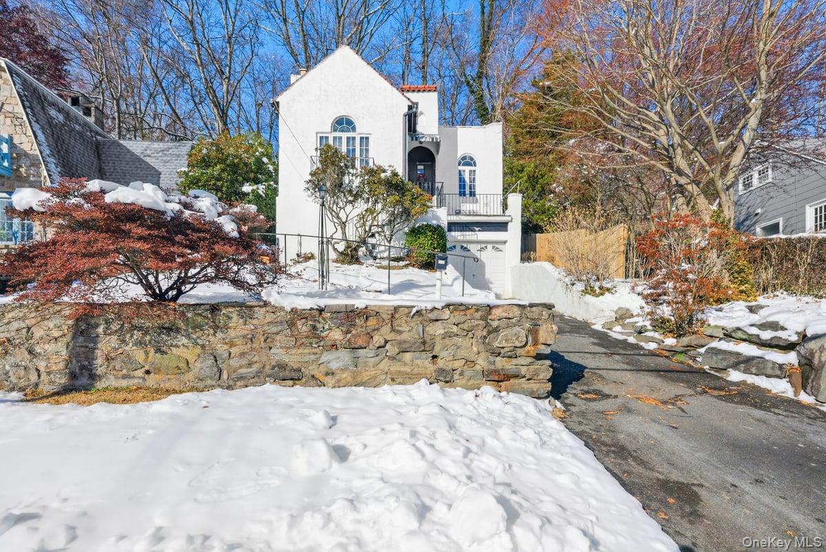 #2 photo, 116 Homewood Avenue, Yonkers , NY 10701